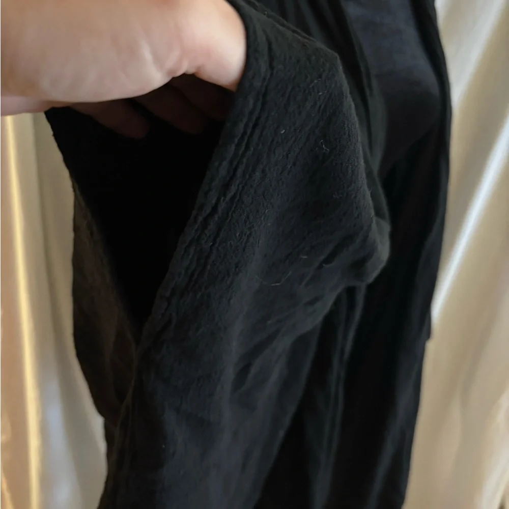 Black Poncho Shrug with Sleeves - Picture 2 of 3